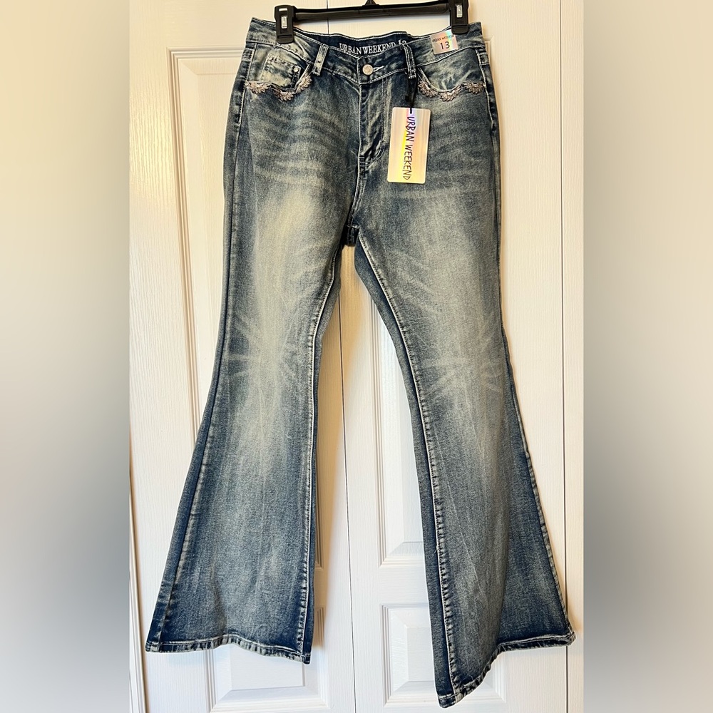 Urban Weekend 13 Boot Cut Leg Jeans Womens Embroidered Pockets Size 13 NWT
